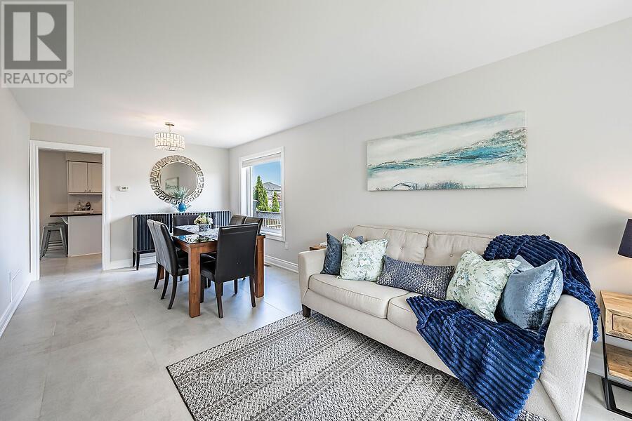 2 Grace Crescent, Barrie, ON