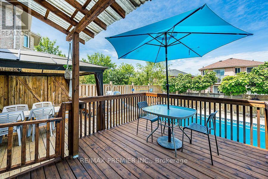 2 Grace Crescent, Barrie, ON