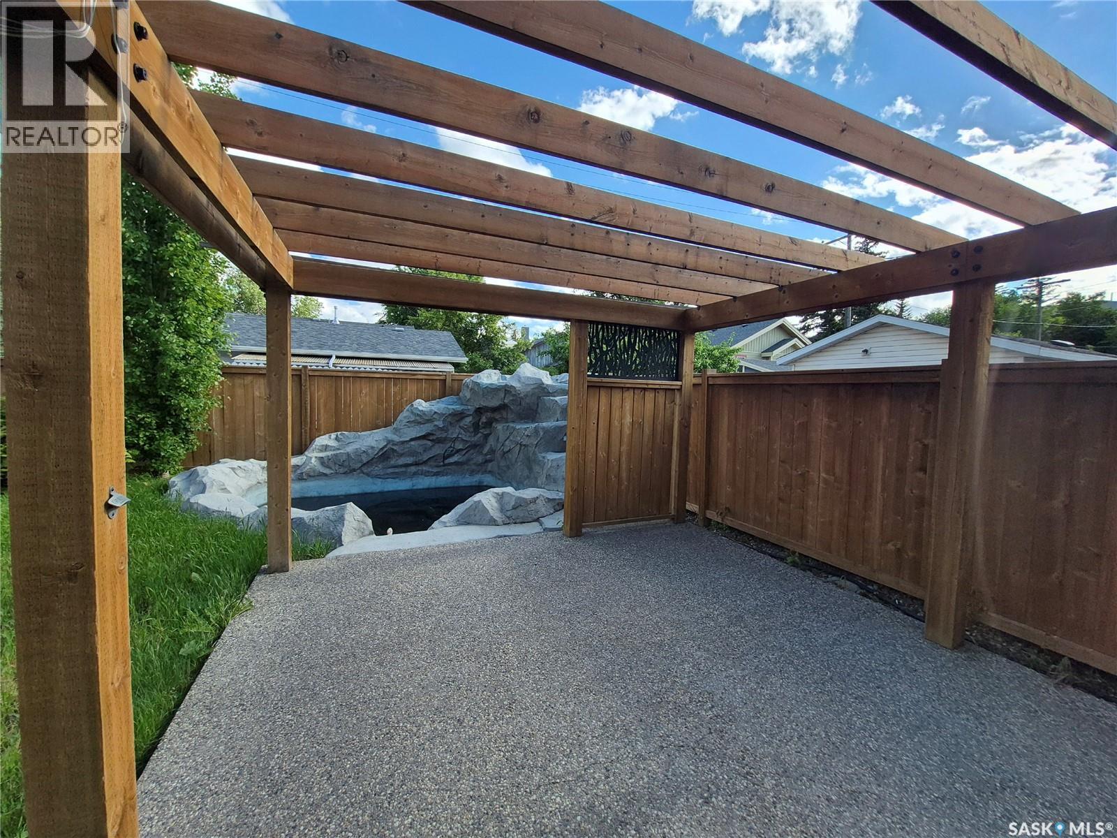826 Chaplin Street E, Swift Current, SK