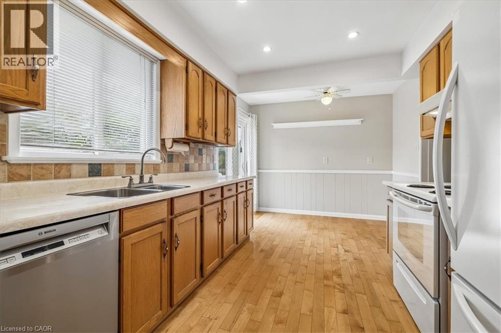 668 Bridle Wood, Burlington, ON