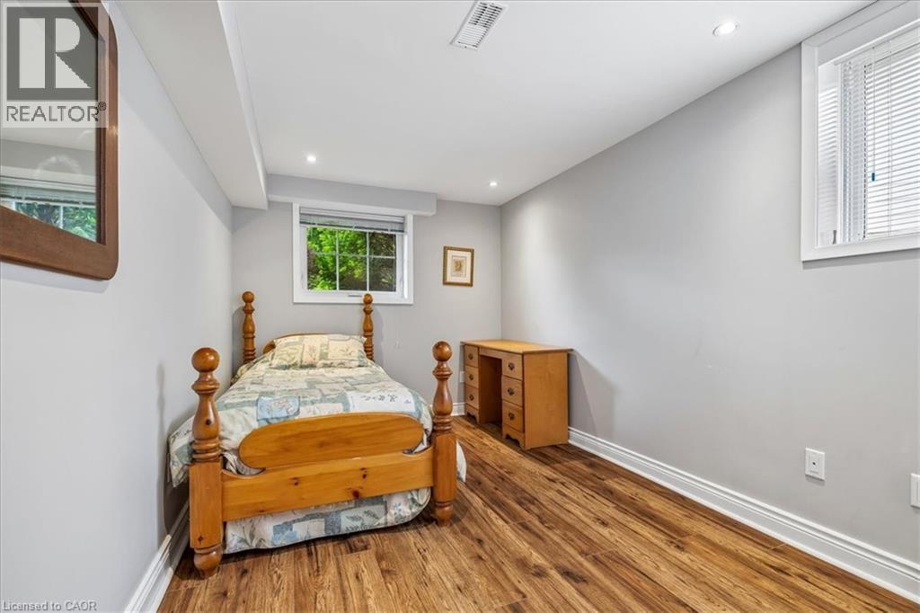 668 Bridle Wood, Burlington, ON