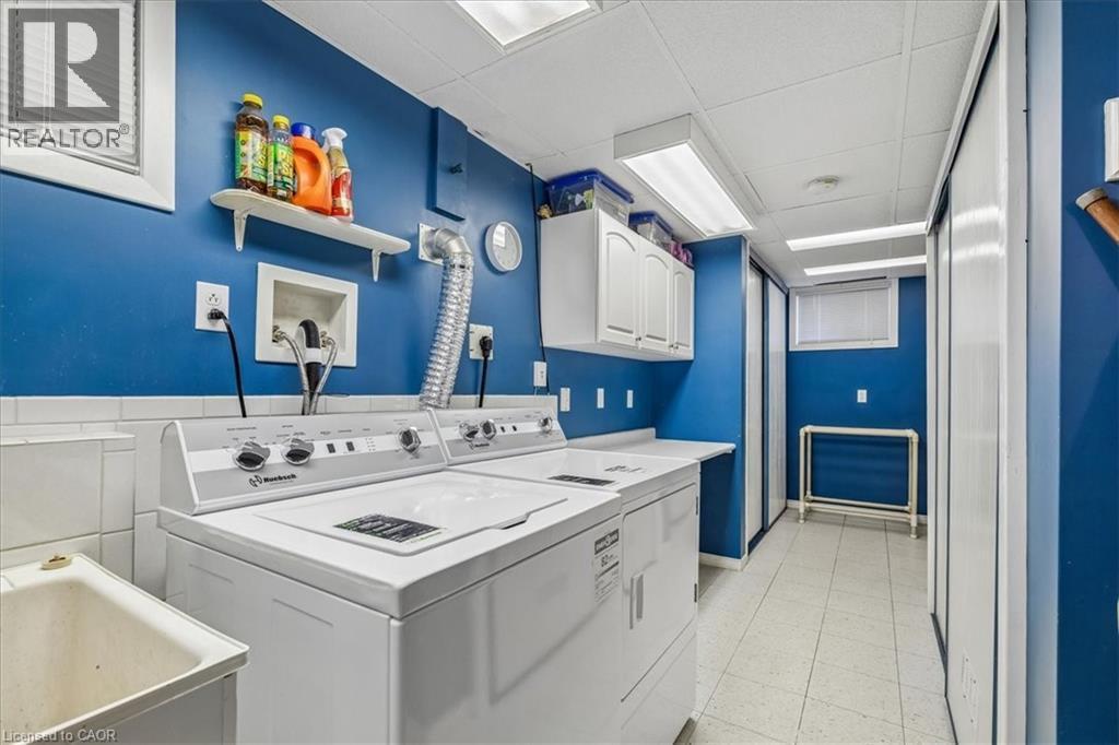 668 Bridle Wood, Burlington, ON