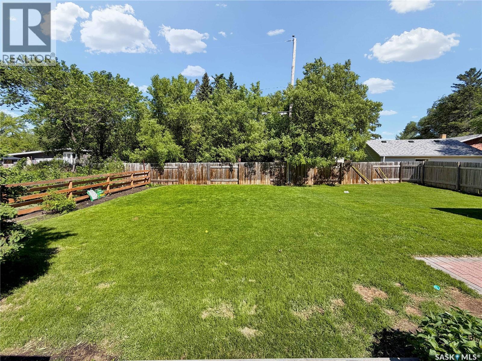 1114 Arcola Street, Esterhazy, SK