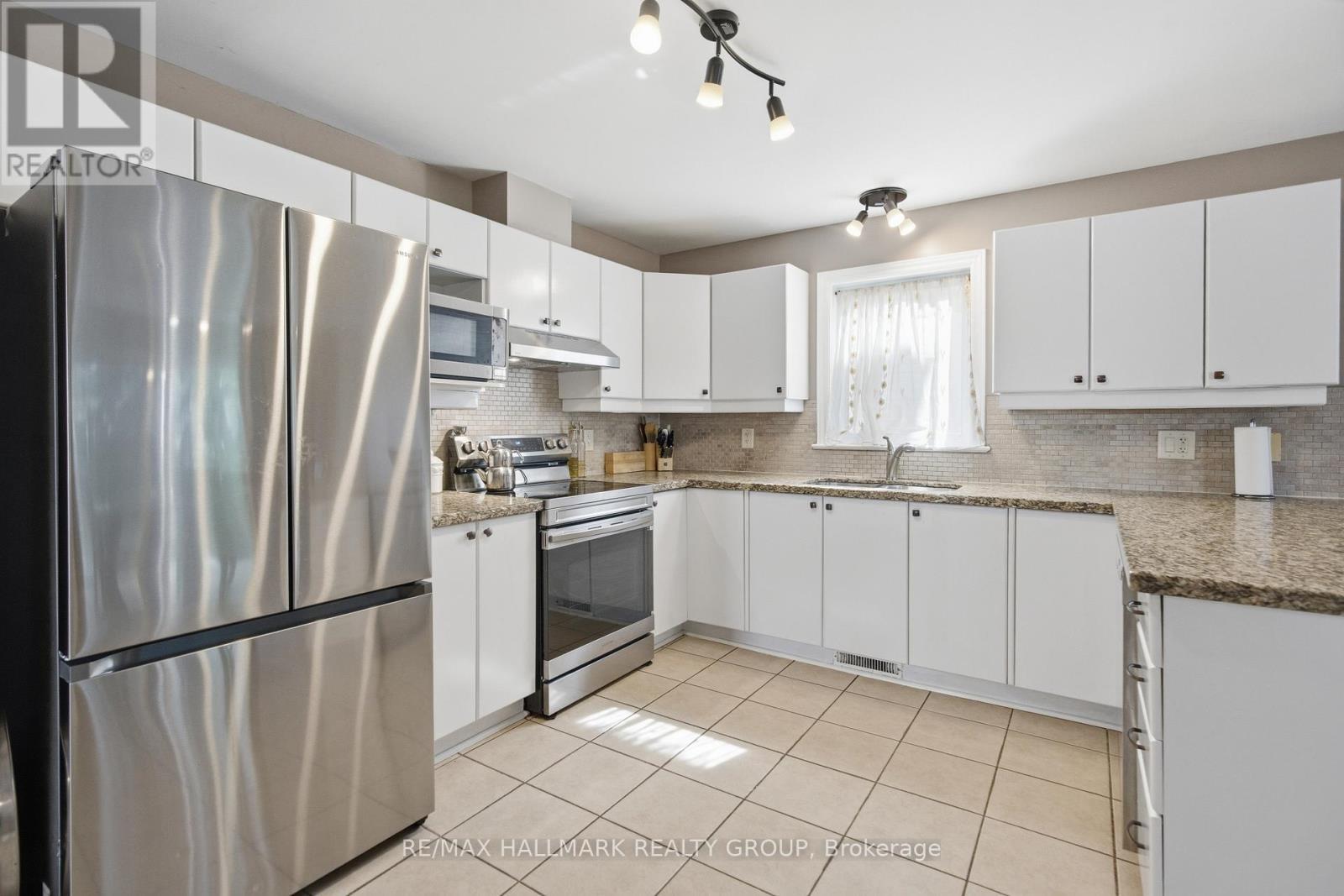 800 Long Point Circle, Ottawa, ON