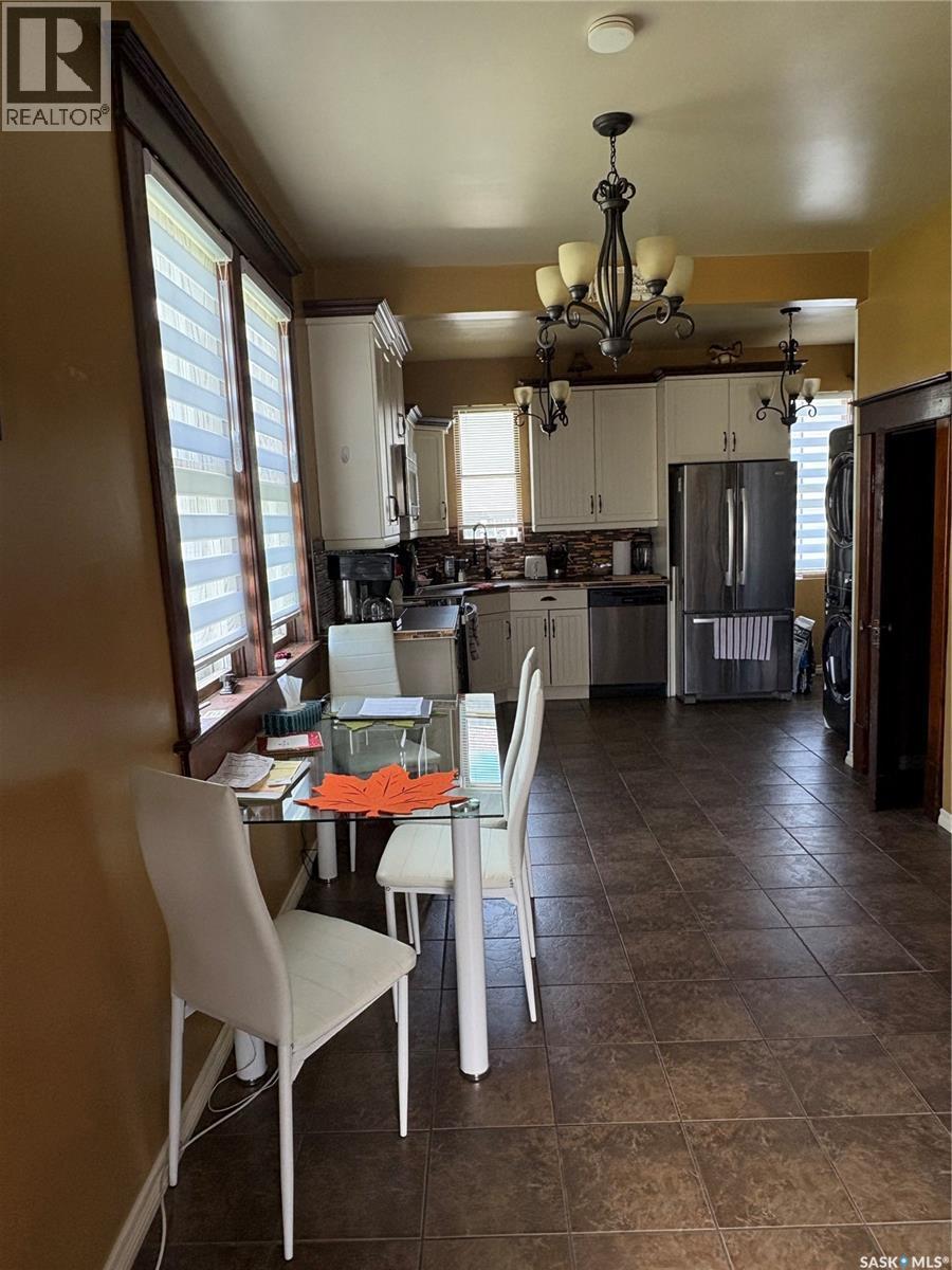 138 First Avenue N, Yorkton, SK