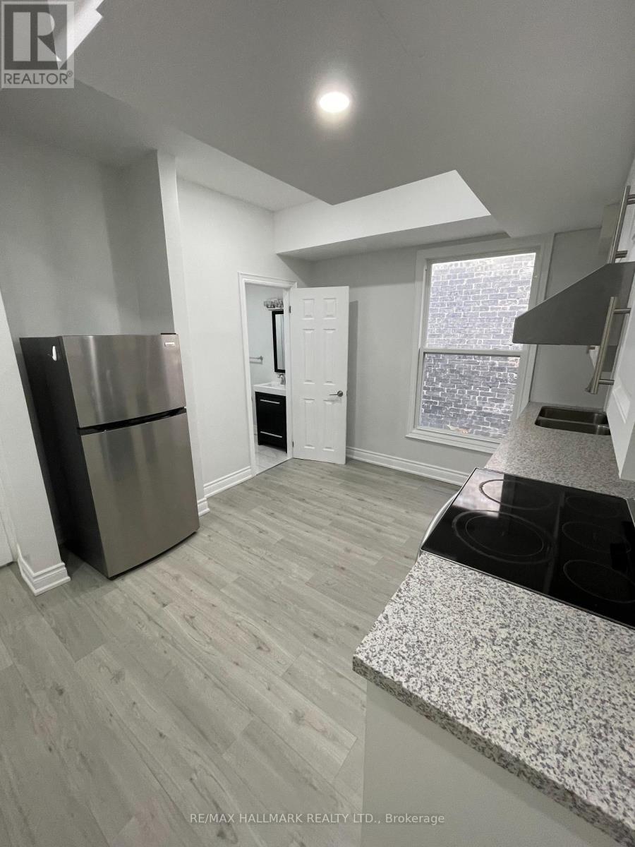 414 Dundas Street E, Toronto, ON