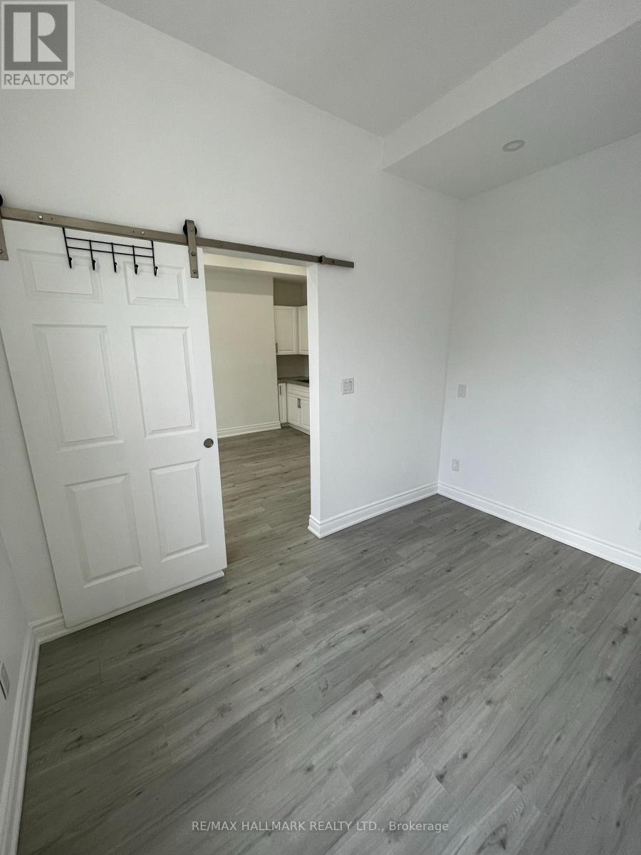 414 Dundas Street E, Toronto, ON