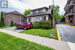 30 GRENFELL STREET Oshawa, ON L1J 4V8