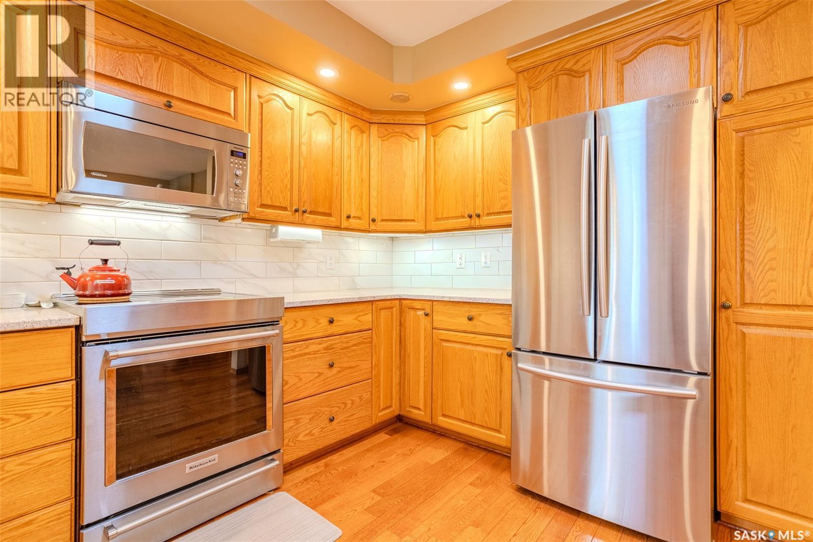 406 Braeburn Crescent, Saskatoon, SK