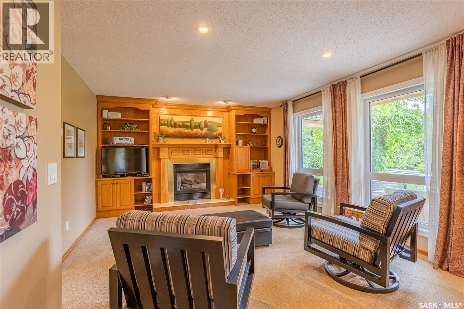 406 Braeburn Crescent, Saskatoon, SK