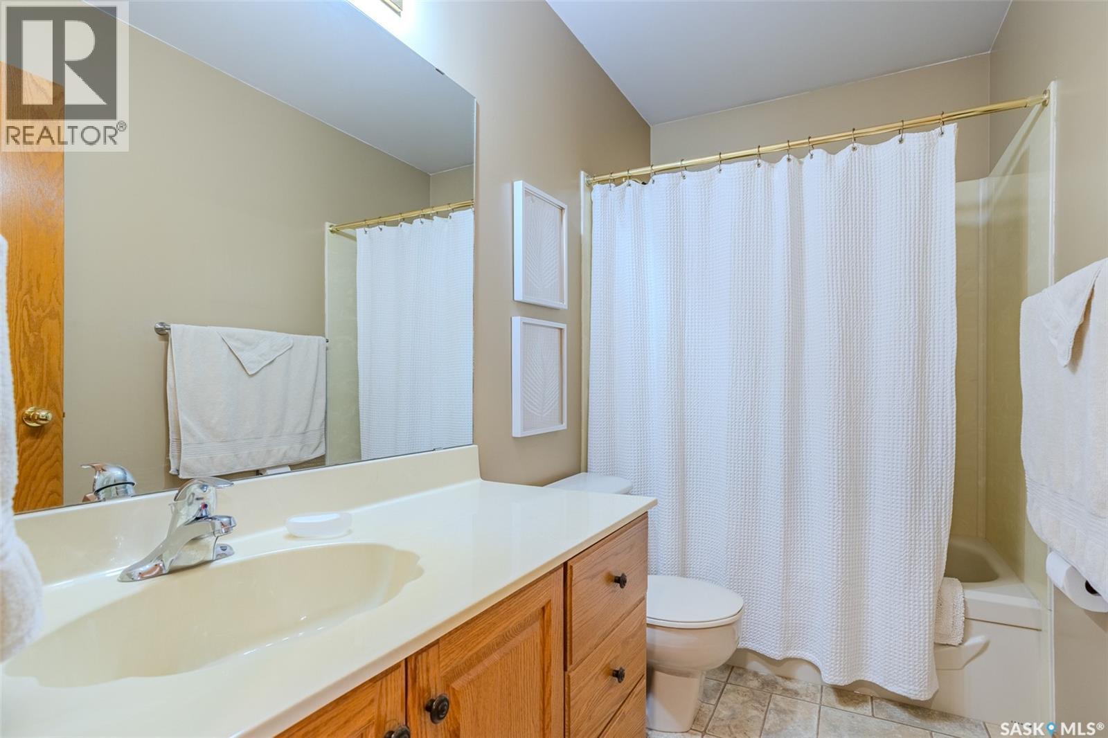 406 Braeburn Crescent, Saskatoon, SK