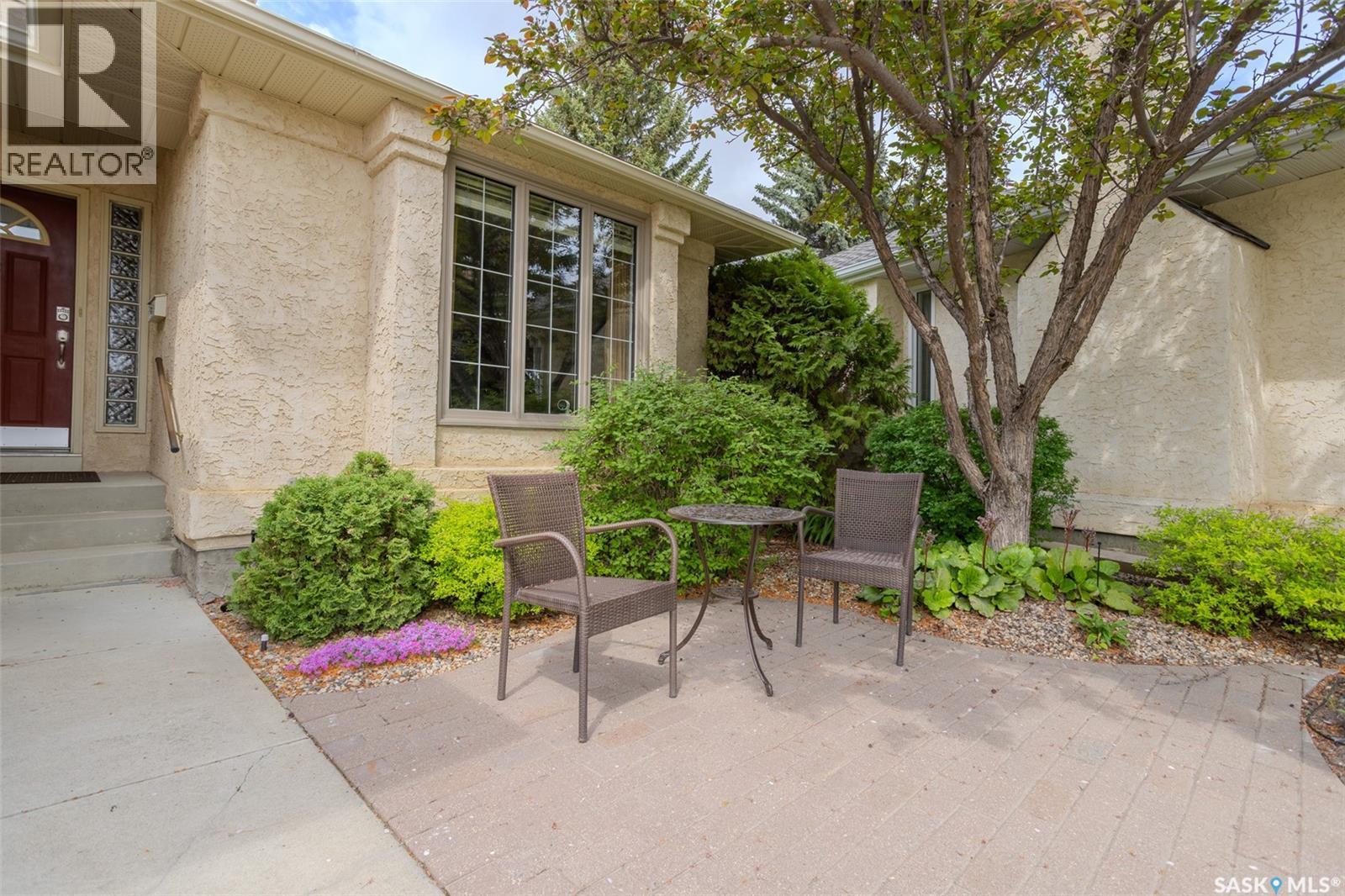 406 Braeburn Crescent, Saskatoon, SK