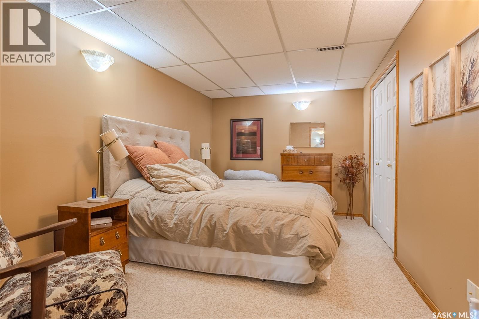 406 Braeburn Crescent, Saskatoon, SK