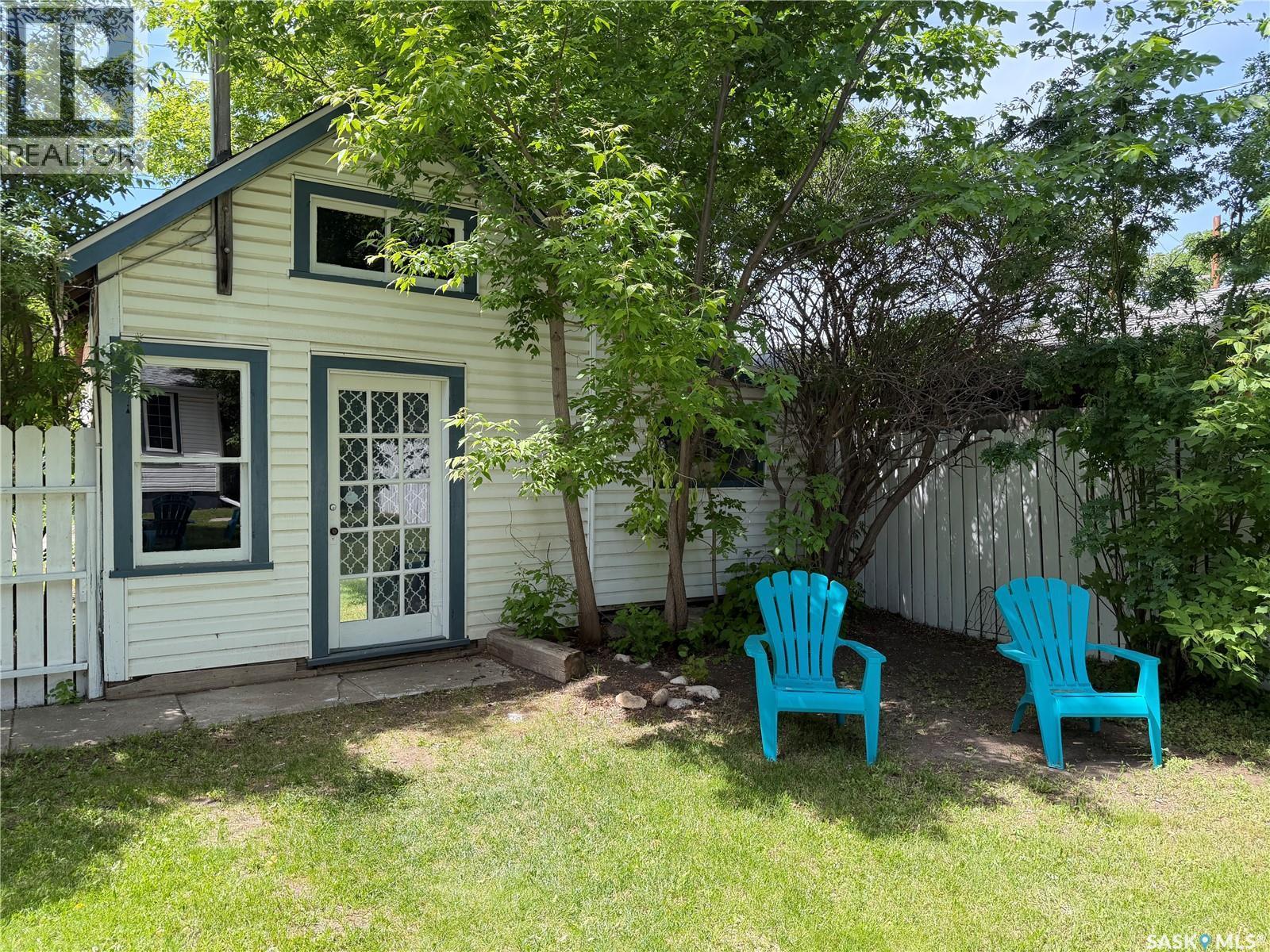 1121 B Avenue N, Saskatoon, SK