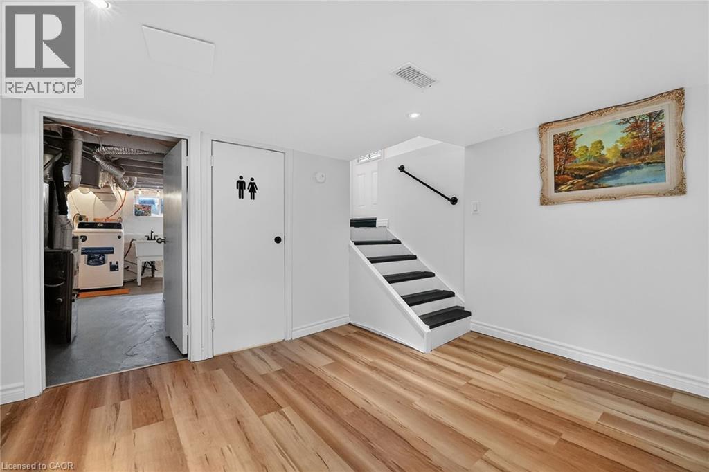 26 Campbell Avenue, Hamilton, ON