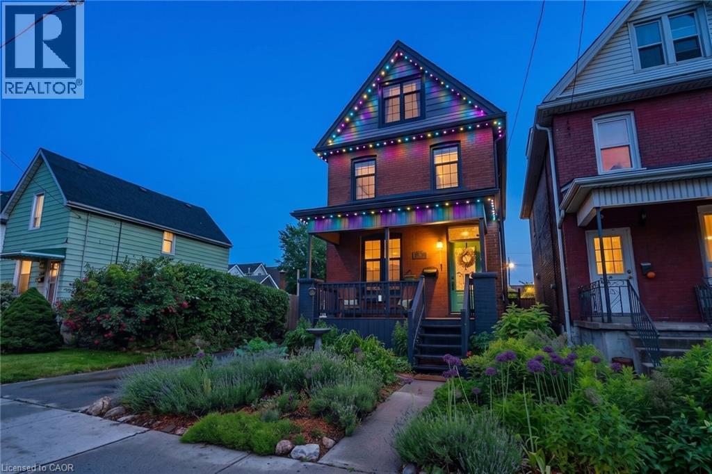 26 Campbell Avenue, Hamilton, ON