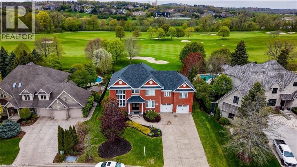 38 Deer Ridge Crescent, Kitchener, ON