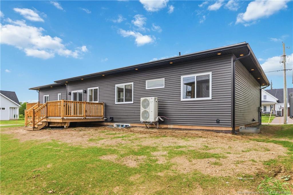 66 Bouchard St, Dieppe, NB