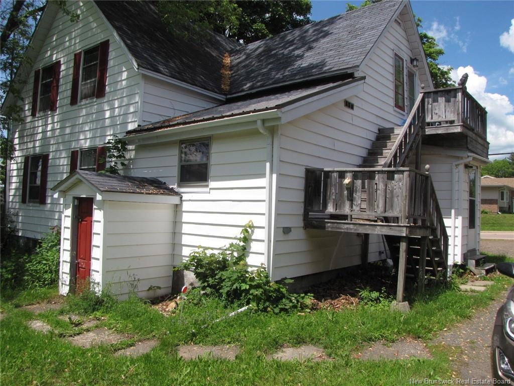 210-212 Pleasant St, Moncton, NB