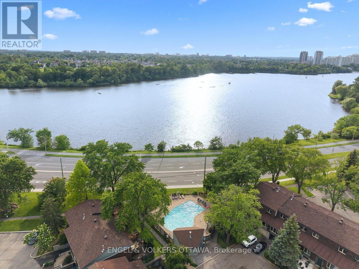 34 Viewpointe Private, Ottawa, ON