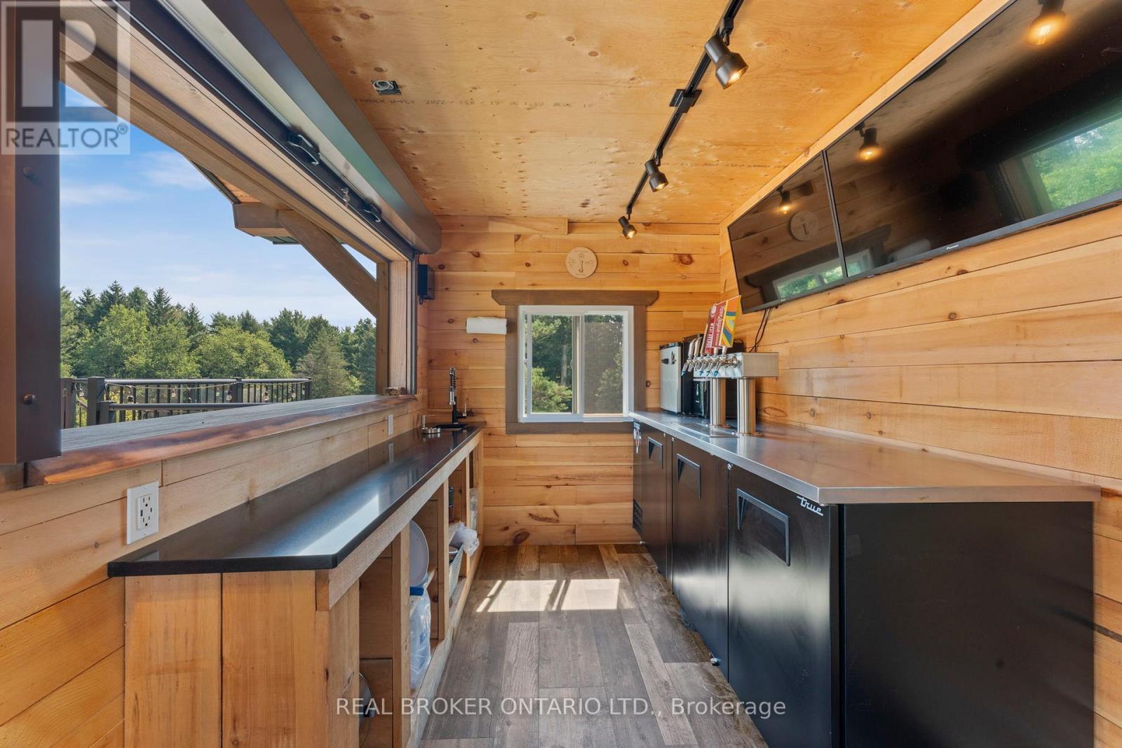 182 Governors Road E, Brant, ON