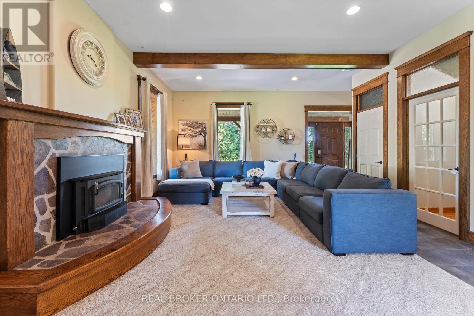 182 Governors Road E, Brant, ON