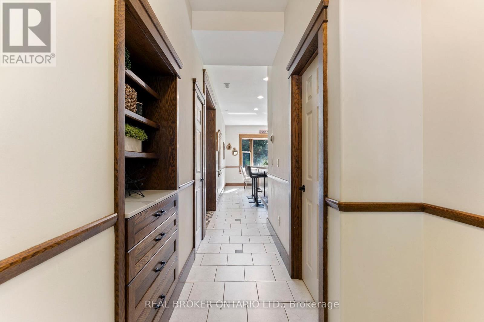 182 Governors Road E, Brant, ON
