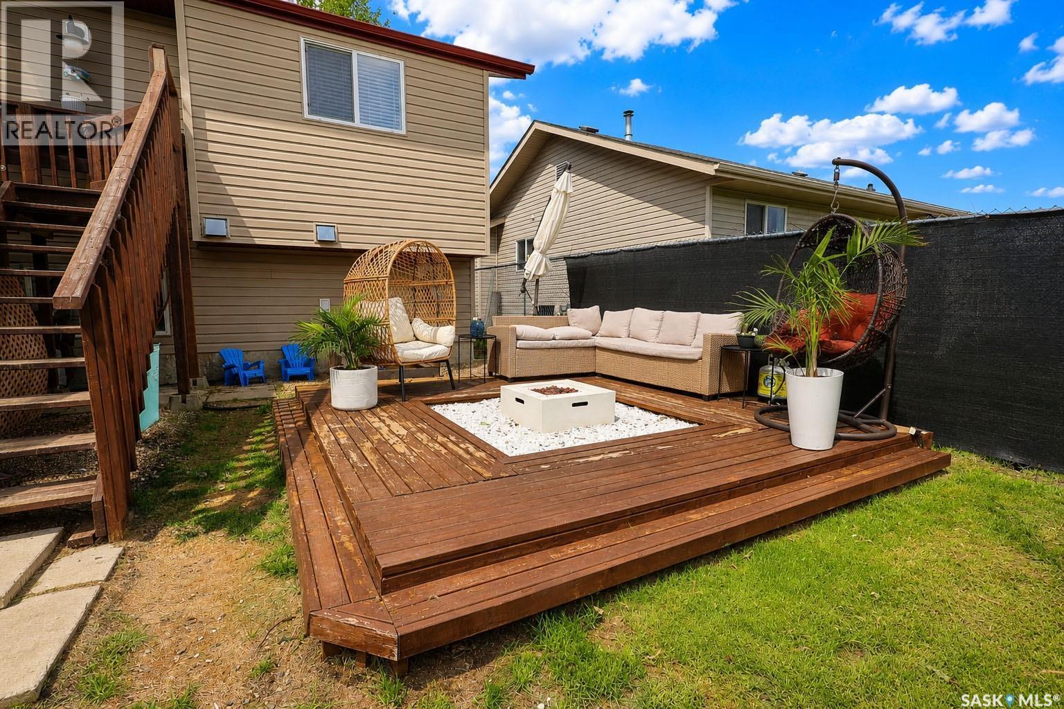 6 Dmyterko Bay, Prince Albert, SK