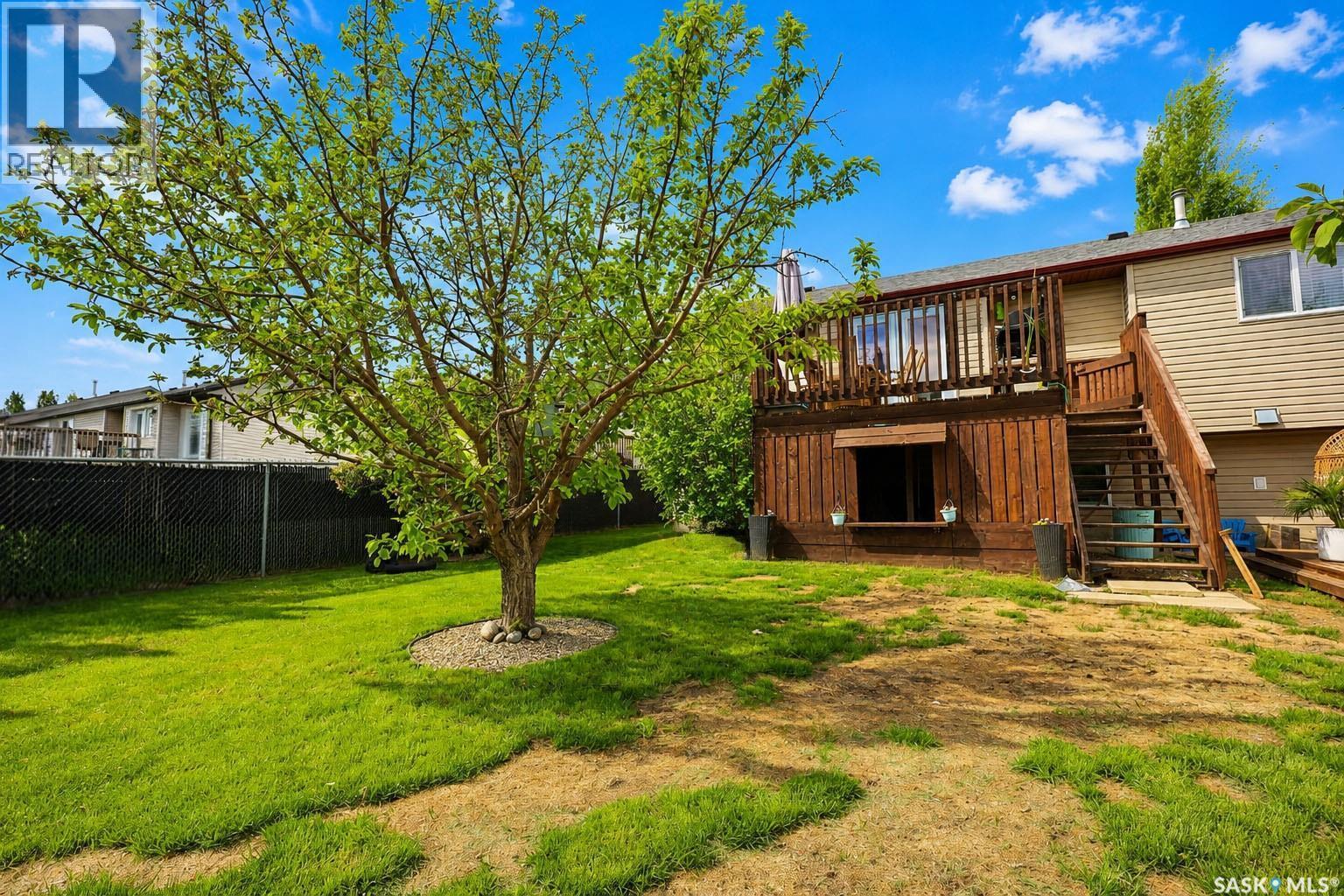 6 Dmyterko Bay, Prince Albert, SK