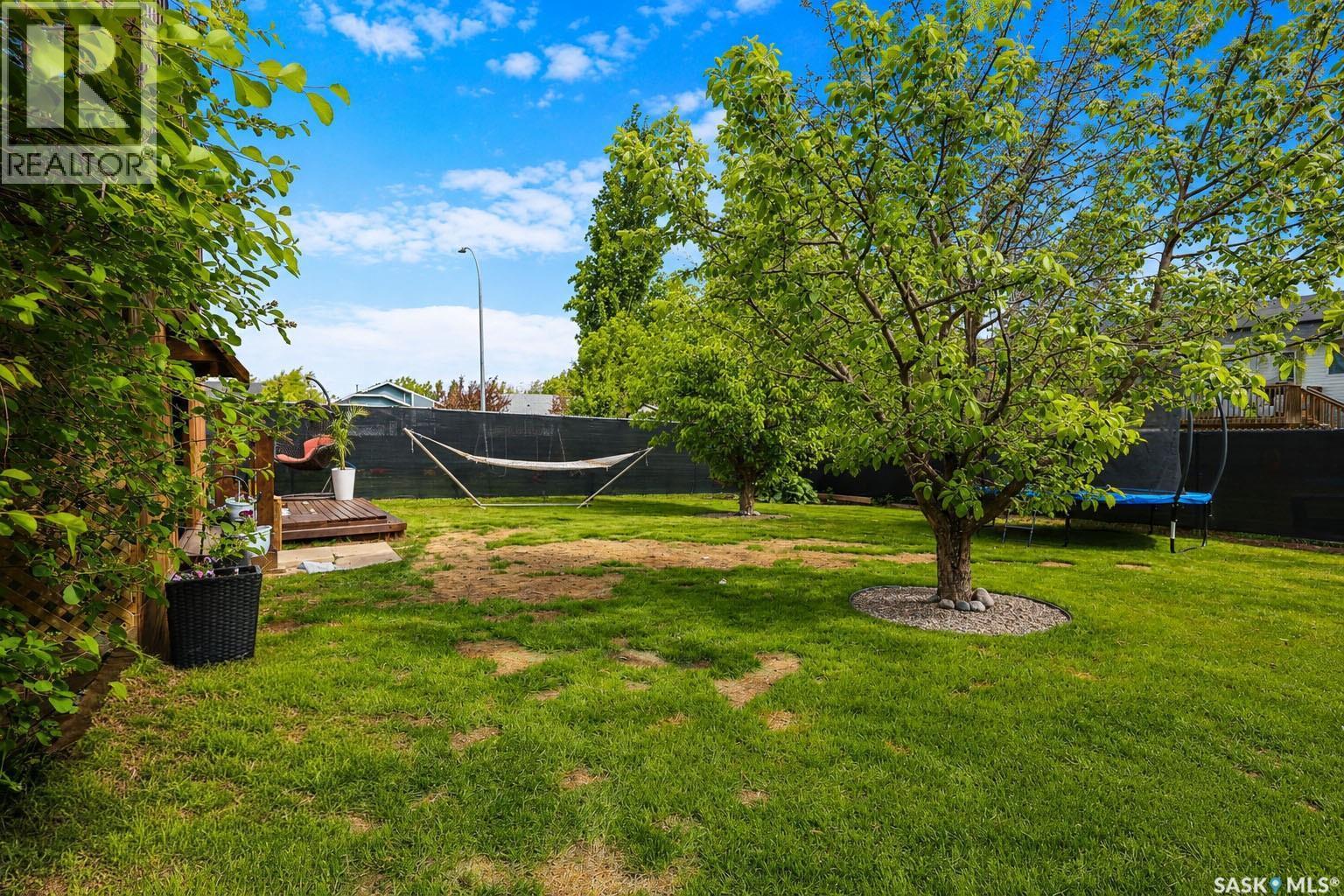 6 Dmyterko Bay, Prince Albert, SK