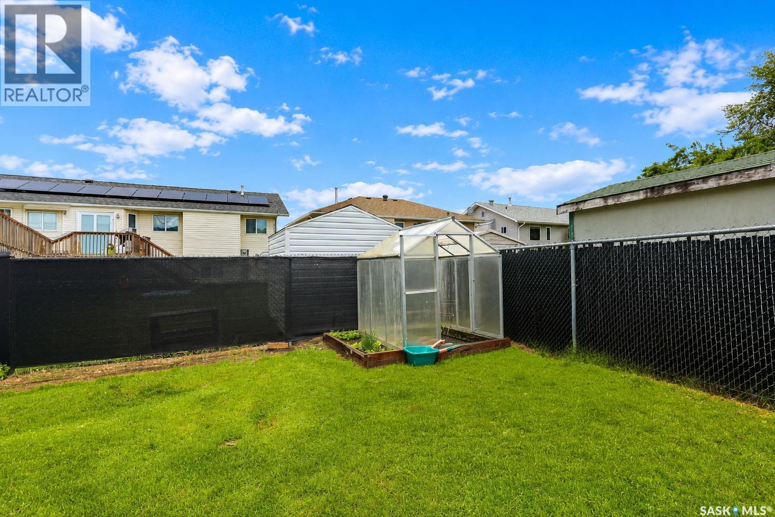 6 Dmyterko Bay, Prince Albert, SK