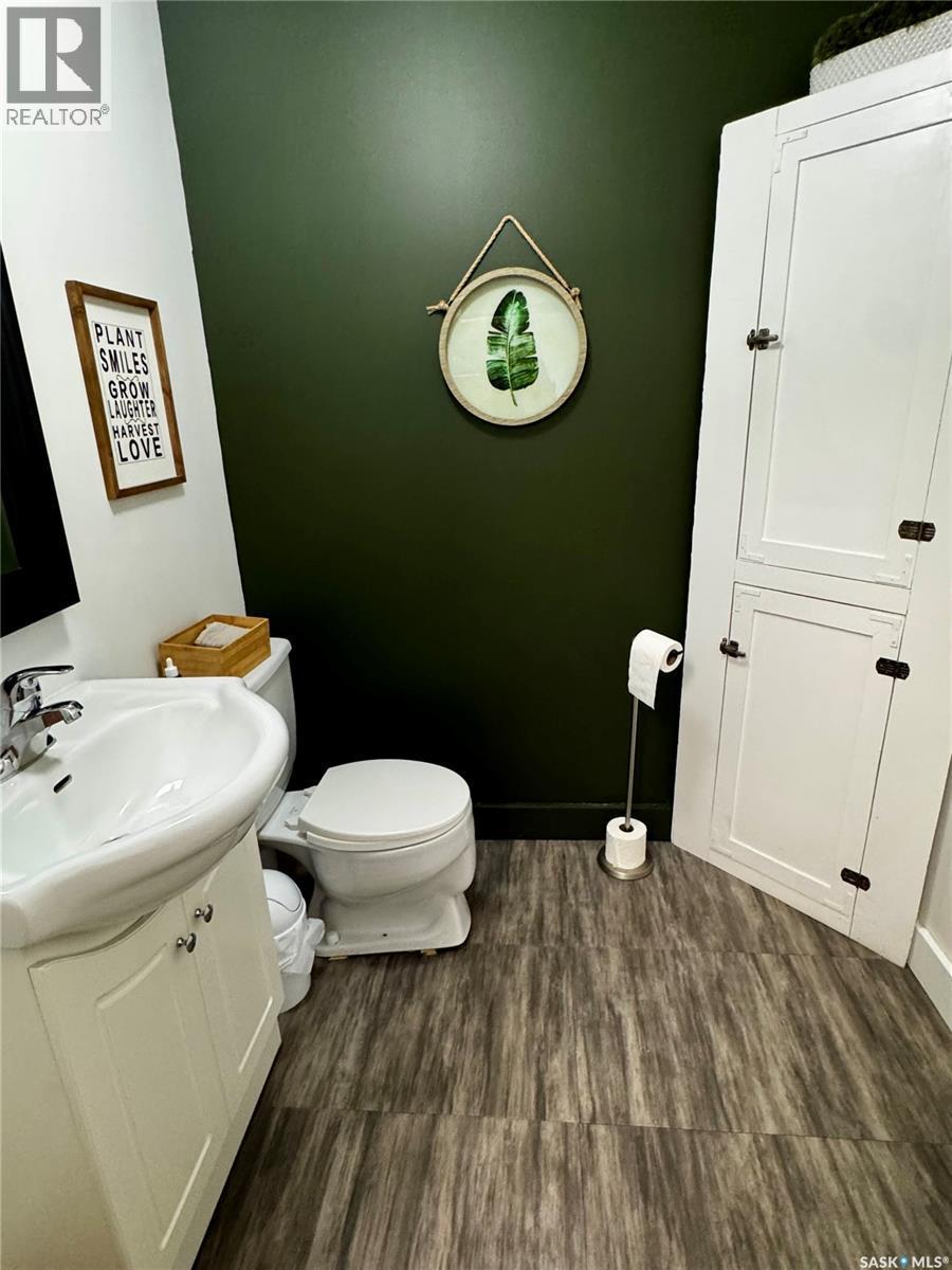 329 Central Avenue N, Swift Current, SK