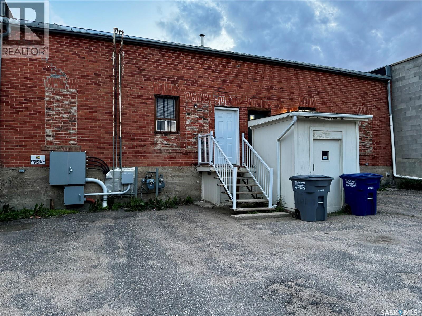 329 Central Avenue N, Swift Current, SK