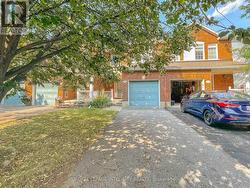 172 GRAY CRESCENT Ottawa, ON K2K 3L8