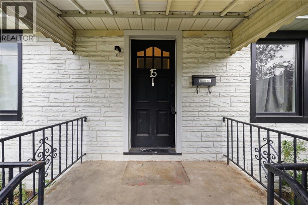15 West 1St Street, Hamilton, ON
