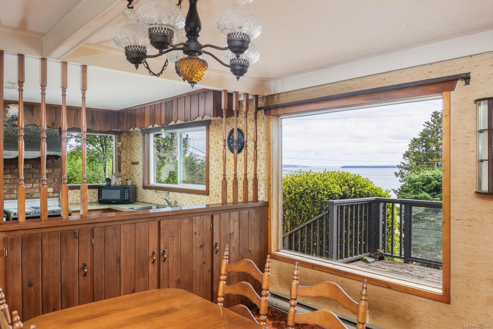 4950 Lochside Dr, Saanich, BC