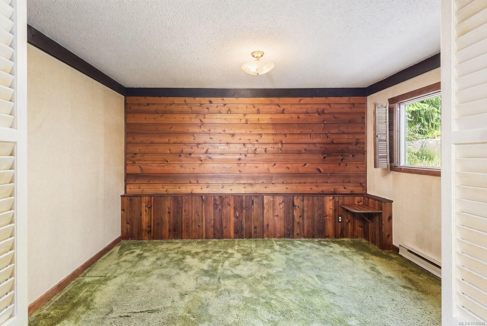 4950 Lochside Dr, Saanich, BC