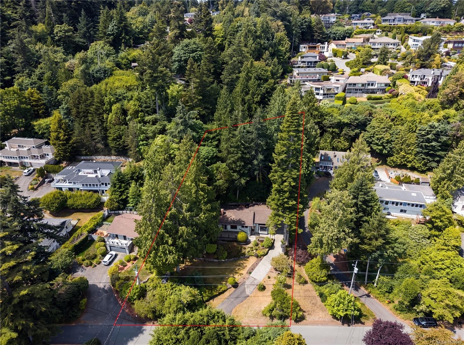 4950 Lochside Dr, Saanich, BC