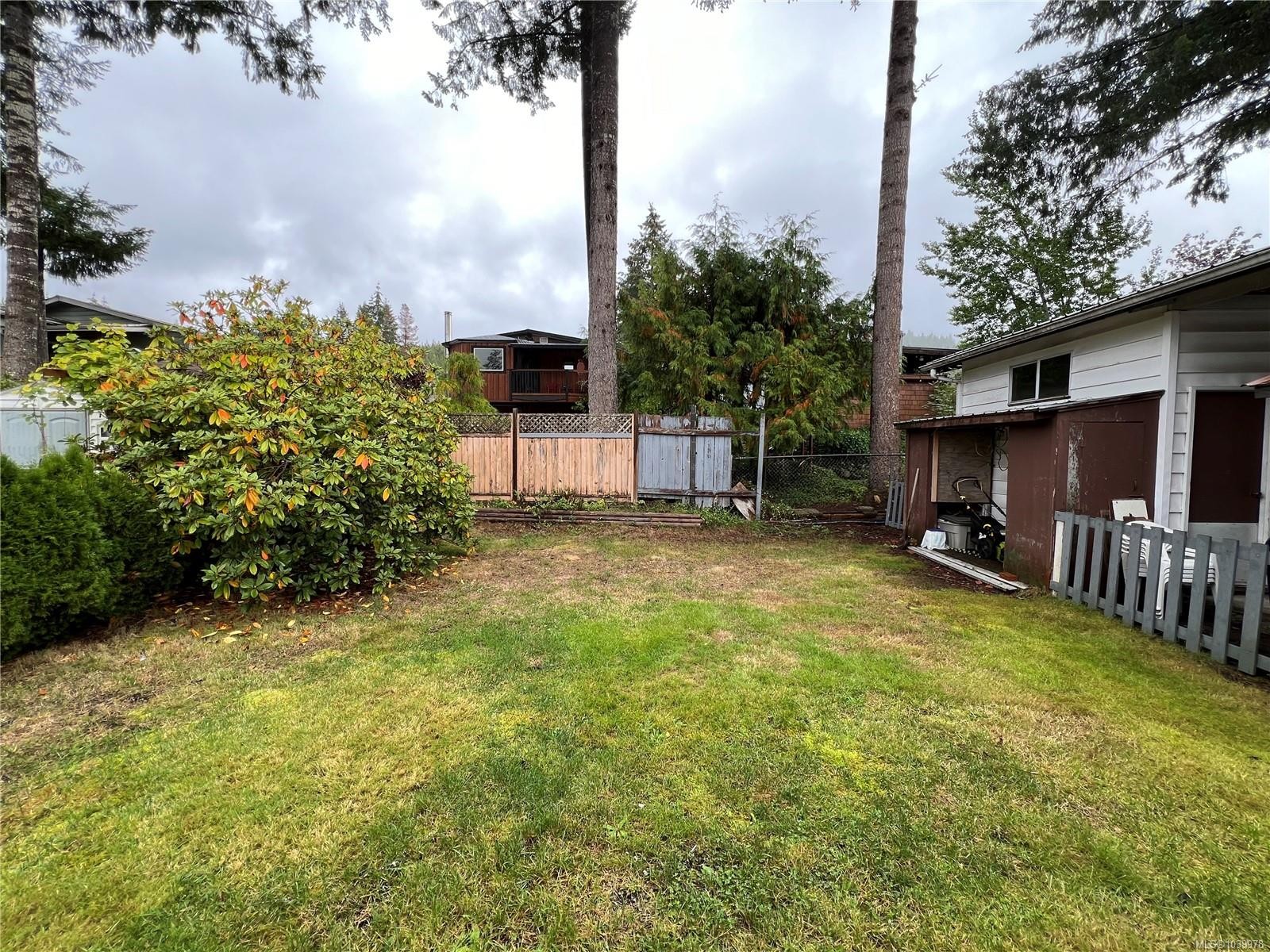 406 Matchlee Dr, Gold River, BC