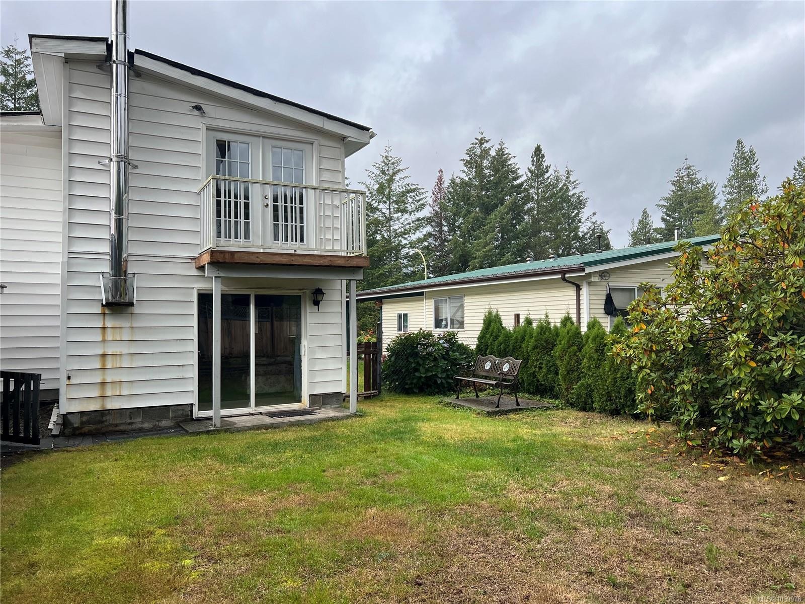 406 Matchlee Dr, Gold River, BC
