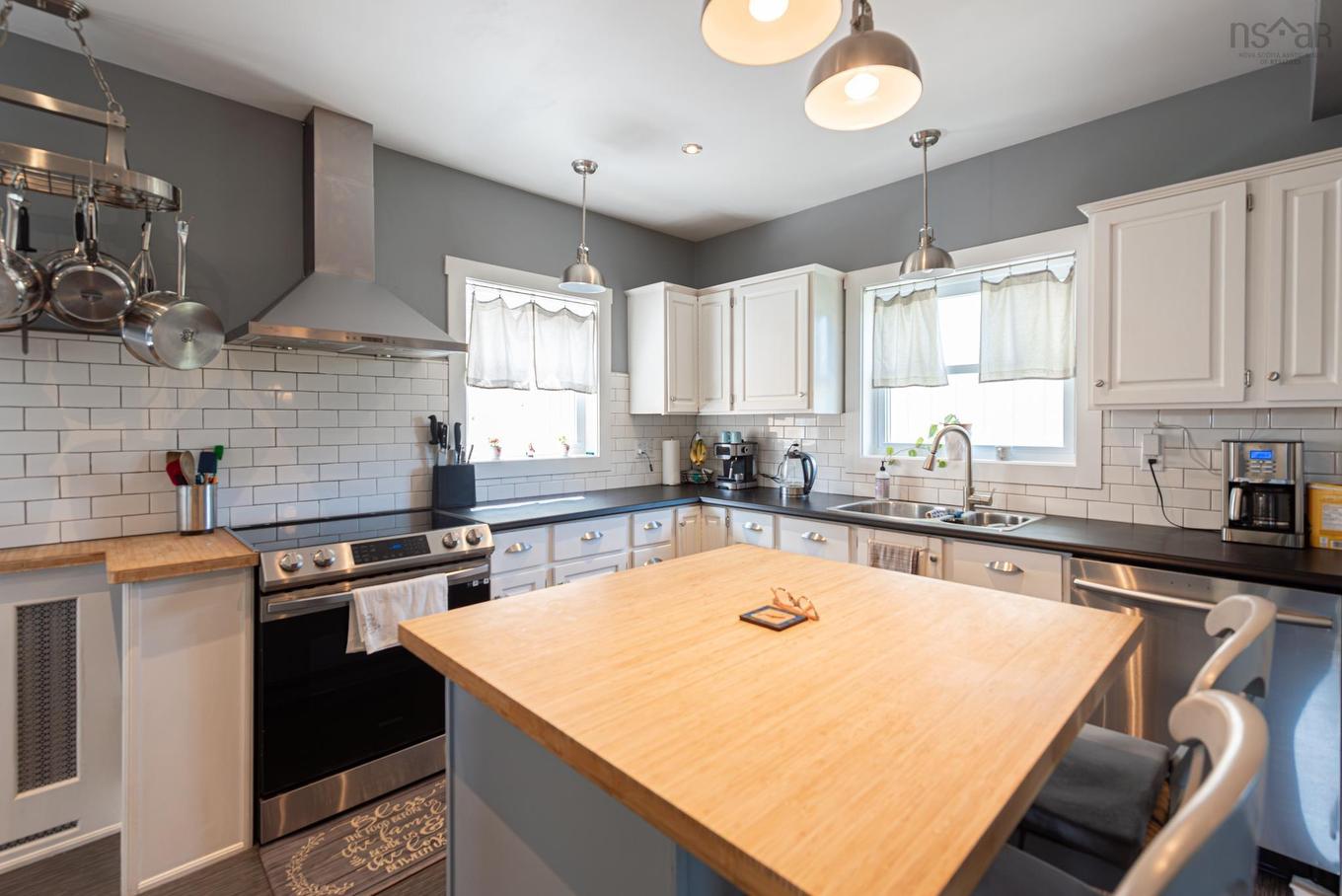 1925 Gregorys Lane, Westville, NS