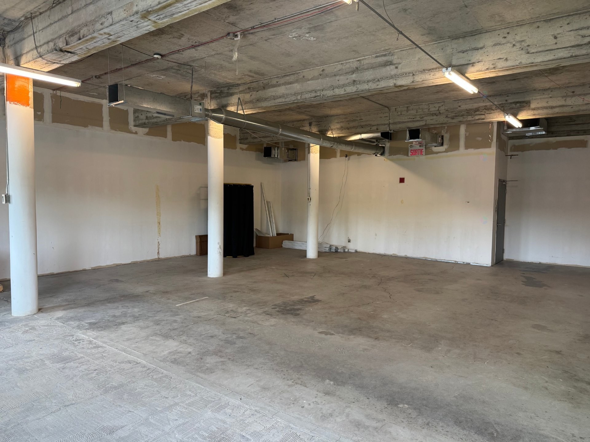 Bureau - 208-437 Rue King E., Sherbrooke (Les Nations), QC