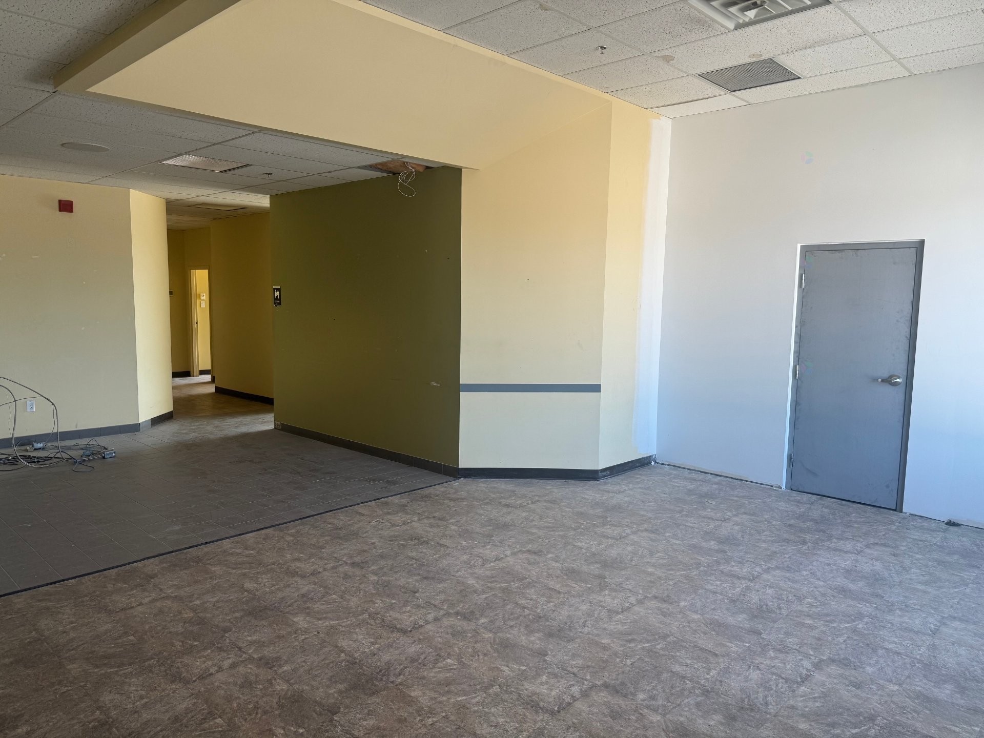Bureau - 200-202-323 Rue Sherbrooke, Magog, QC
