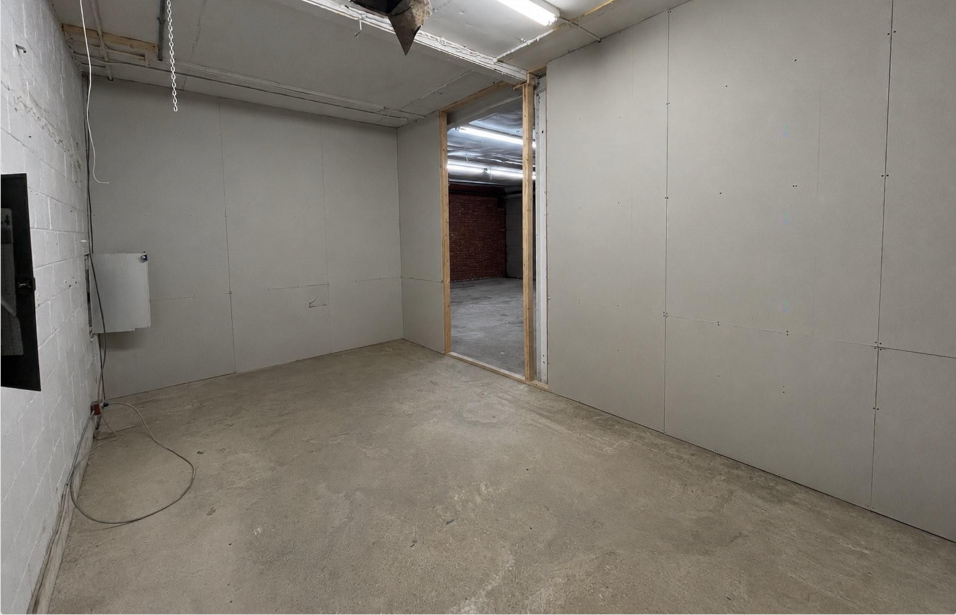 Entrepôt - 5312A Av. Papineau, Montréal (Le Plateau-Mont-Royal), QC