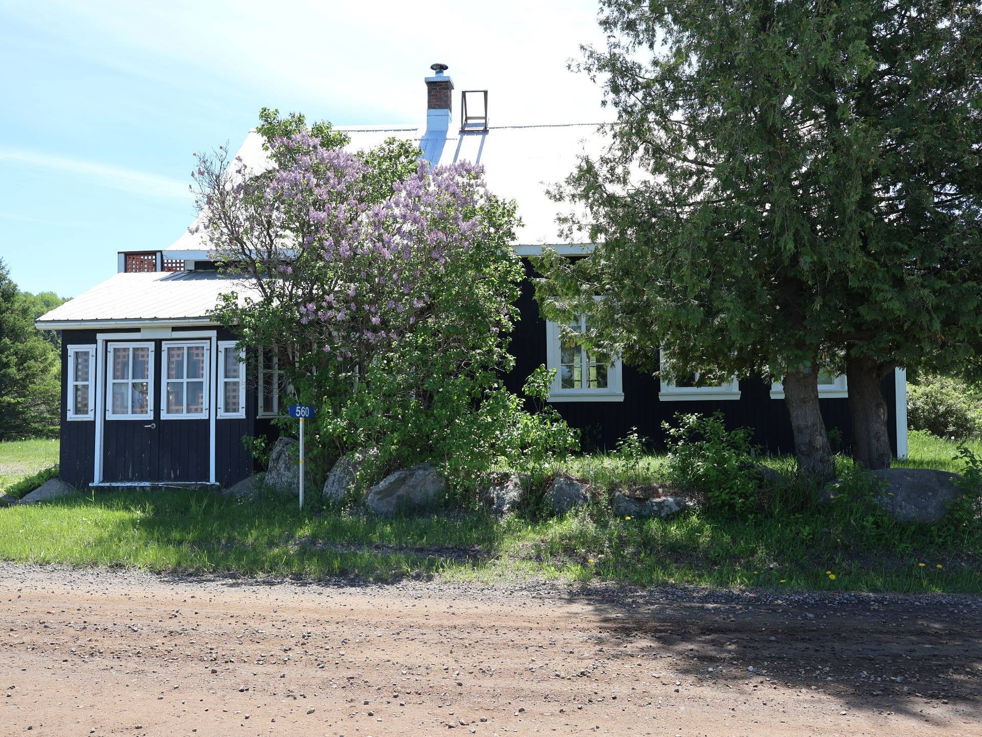Front of Structure - 560 4E Rang E., Sainte-Louise, QC