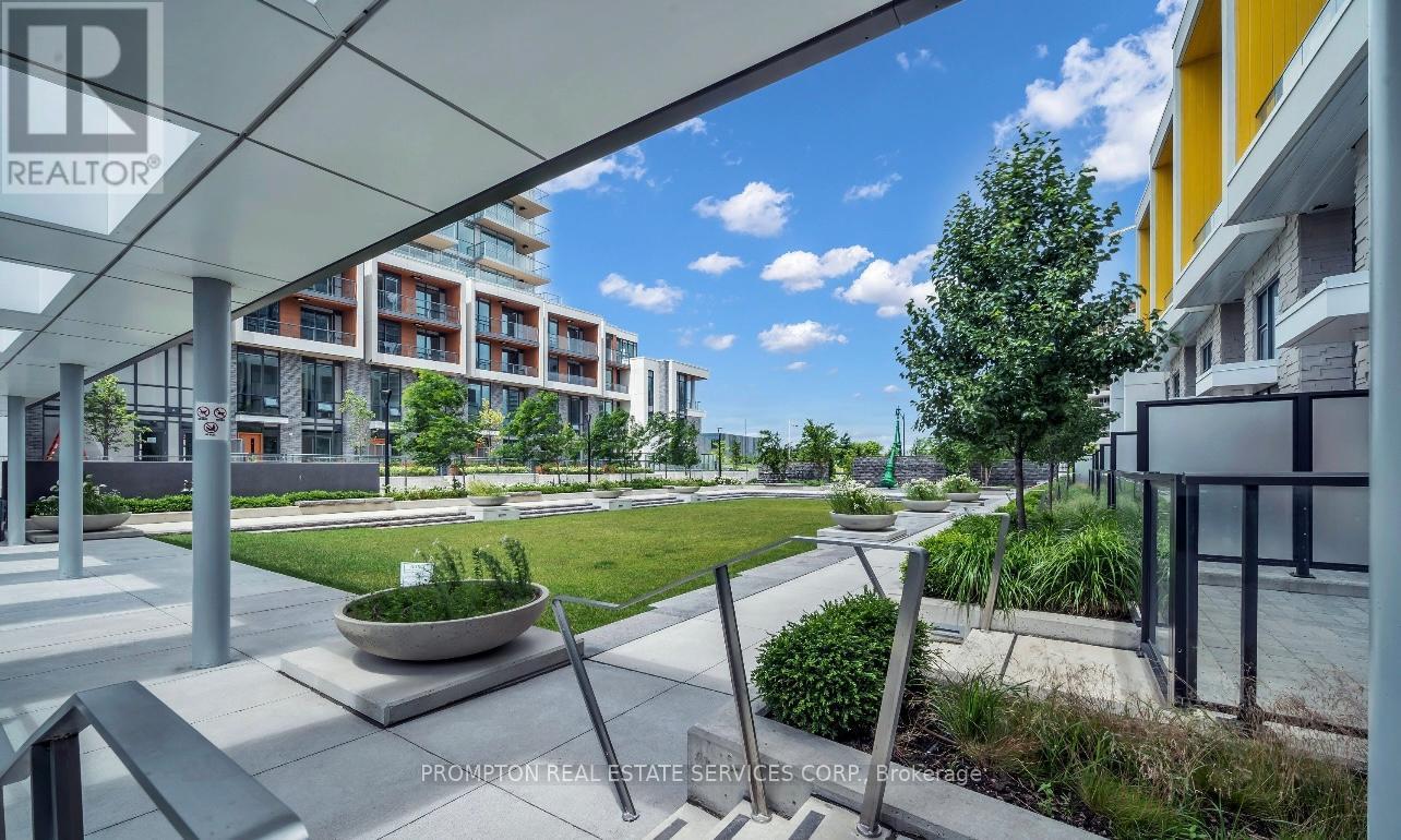 1210 - 85 Mcmahon Drive, Toronto, ON