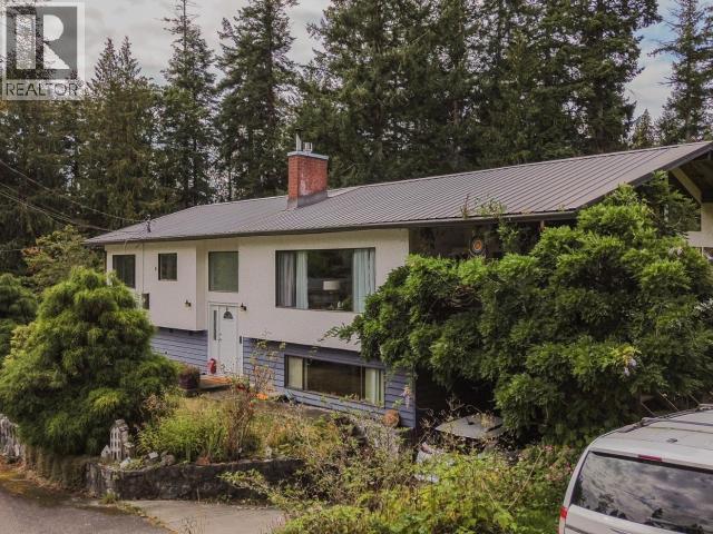 7889 Highway 101, Powell River, BC