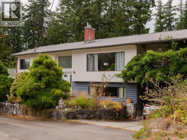 7889 Highway 101, Powell River, BC