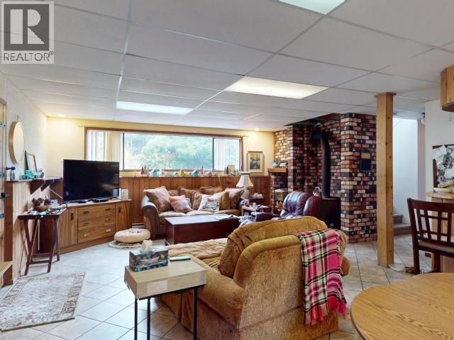 7889 Highway 101, Powell River, BC
