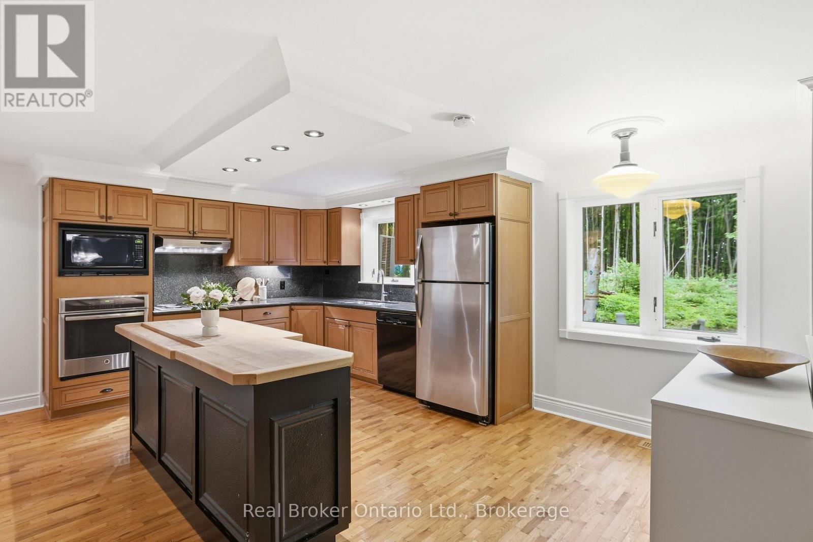 Kitchen - 805500 25 Side Road, Grey Highlands, ON